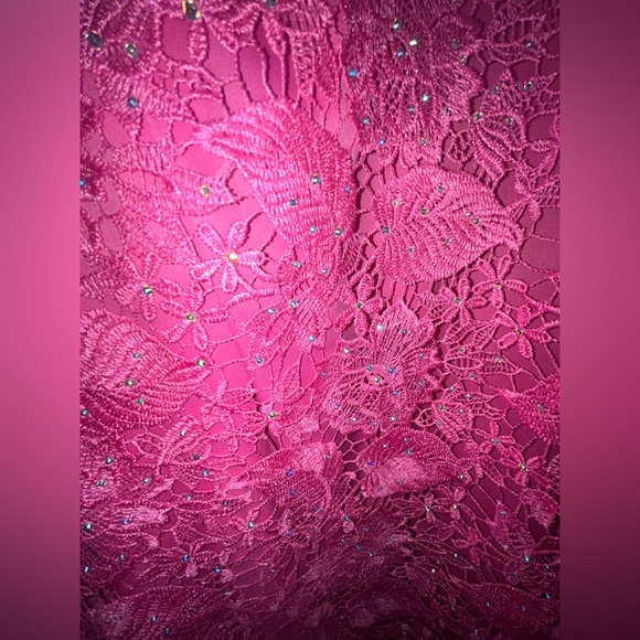 David’s Bridal petunia colored floral lace prom dress. size 6 - Picture 5 of 6